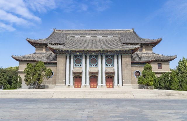วิทยาเขต Henan University